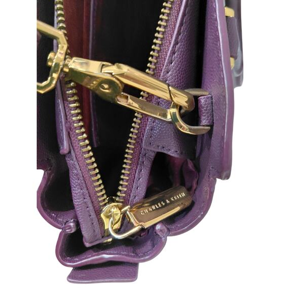 Charles and Keith trapeze purple purse. - Picture 7 of 10